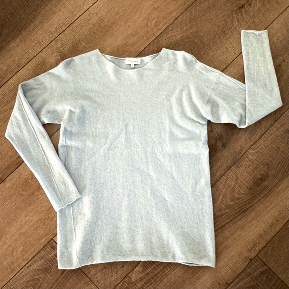 Women's Lightweight Pullover Pastel Blue Top Sweater Cashmere Silk Wool Size S - Picture 1 of 10